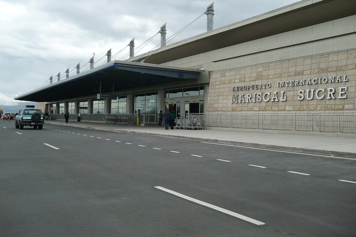Traslado privado de salida desde Quito al aeropuerto - Solo ida - imagen #4