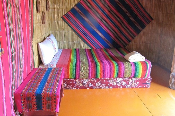 2-Day Tour Lake Titicaca: Uros Floating Islands, Amantani Island & Taquile Island - imagen #4
