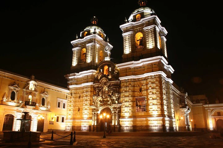 Visita privada nocturna a Lima + cena - imagen #4
