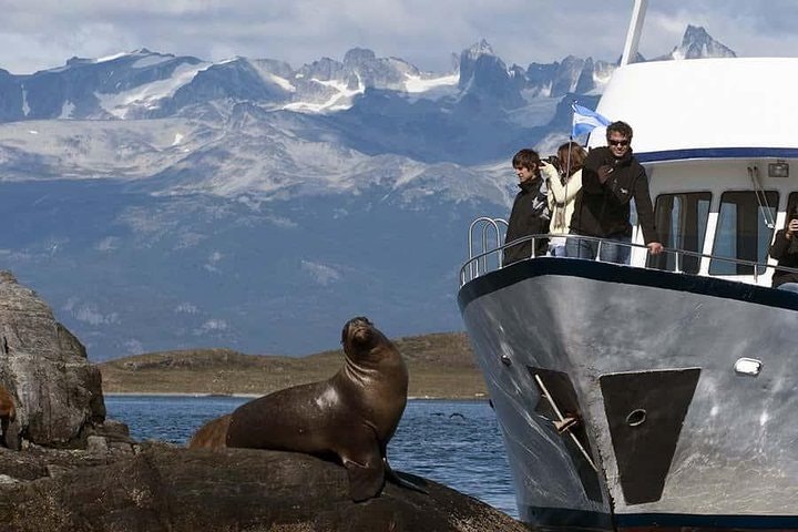 Beagle Channel and Sea Lions Island Catamaran Cruise - imagen #5