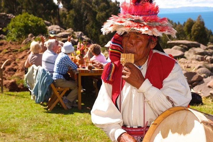2-Day Tour Lake Titicaca: Uros Floating Islands, Amantani Island & Taquile Island - imagen #8