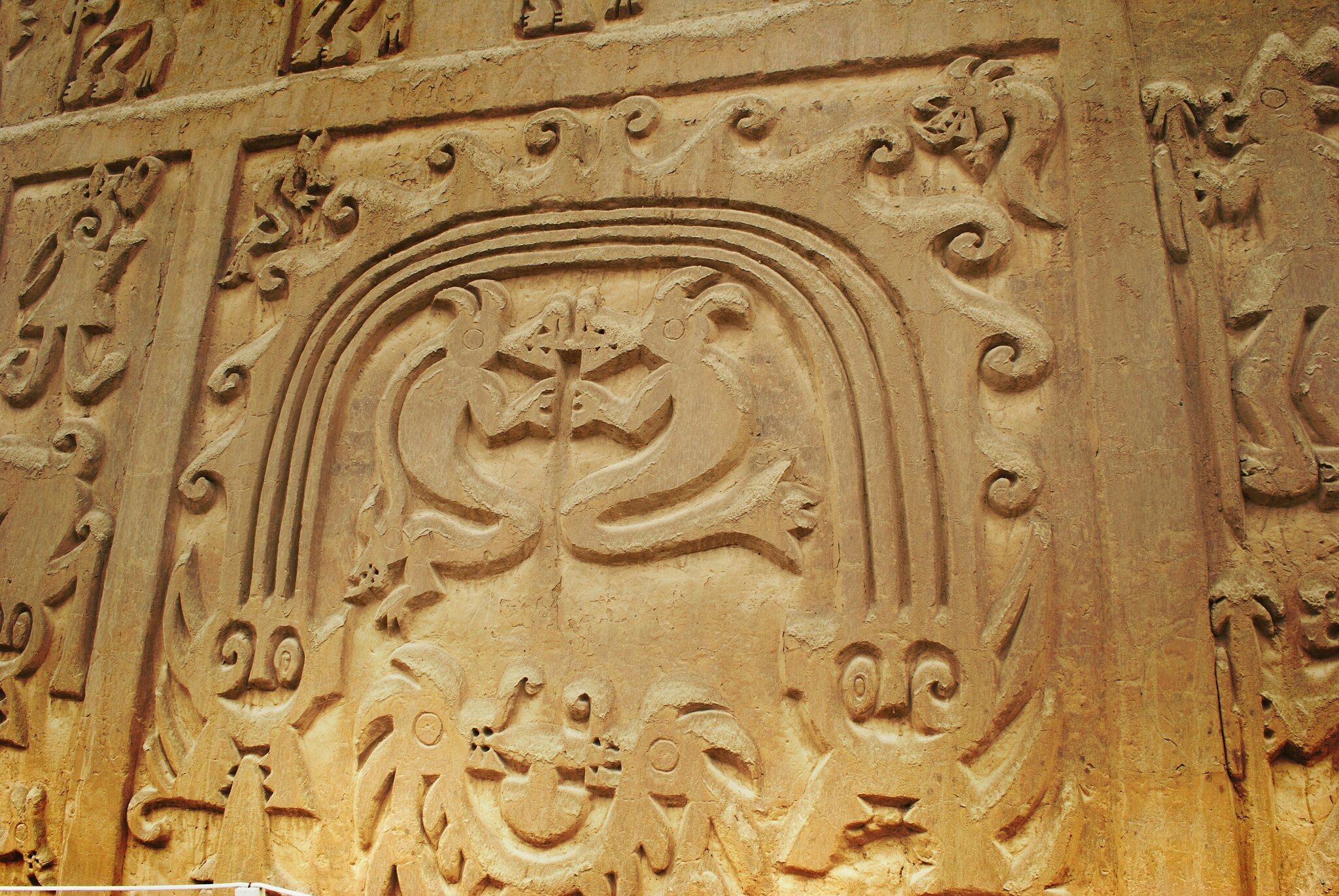 Chan Chan, Huanchaco, Sun and Moon Temples, Full-Day Tour from Trujlllo - imagen #6