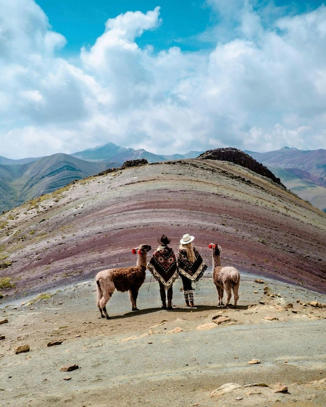 Cus-11 : Rainbow Mountains - Montaña de 7 Colores - imagen #8