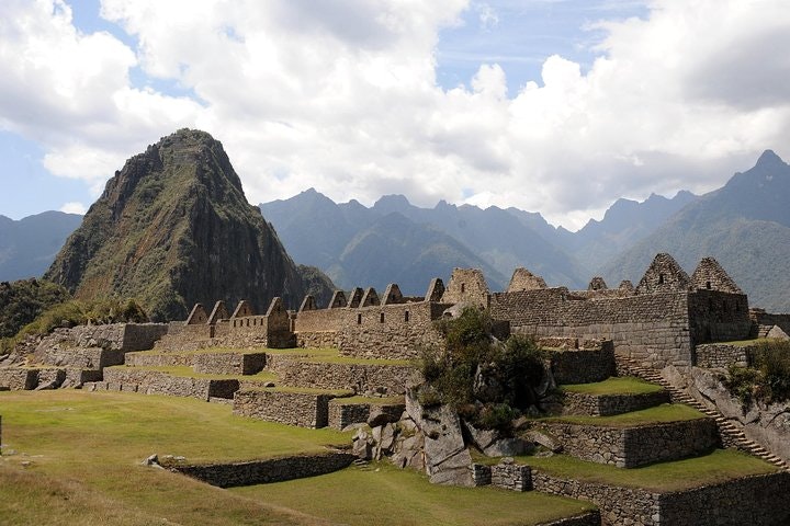 2-Day Machu Picchu Citadel & Huayna Picchu Mountain Private Tour - imagen #4