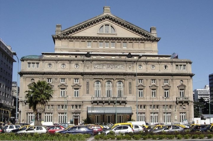 Small-Group City Tour with visit to Teatro Colon in Buenos Aires - imagen #3