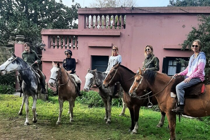 Horseback Riding Experience in Carlos Keen - imagen #12