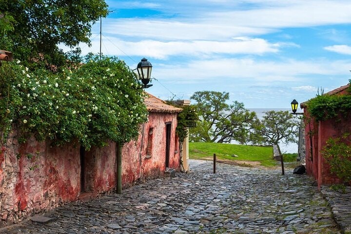 2 días y 1 noche visitando Colonia y Montevideo - imagen #13