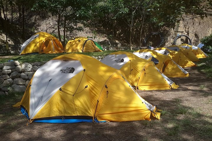 Trekking de 5 días por el Salkantay y los picos nevados hasta Machu Picchu desde Cusco - imagen #2